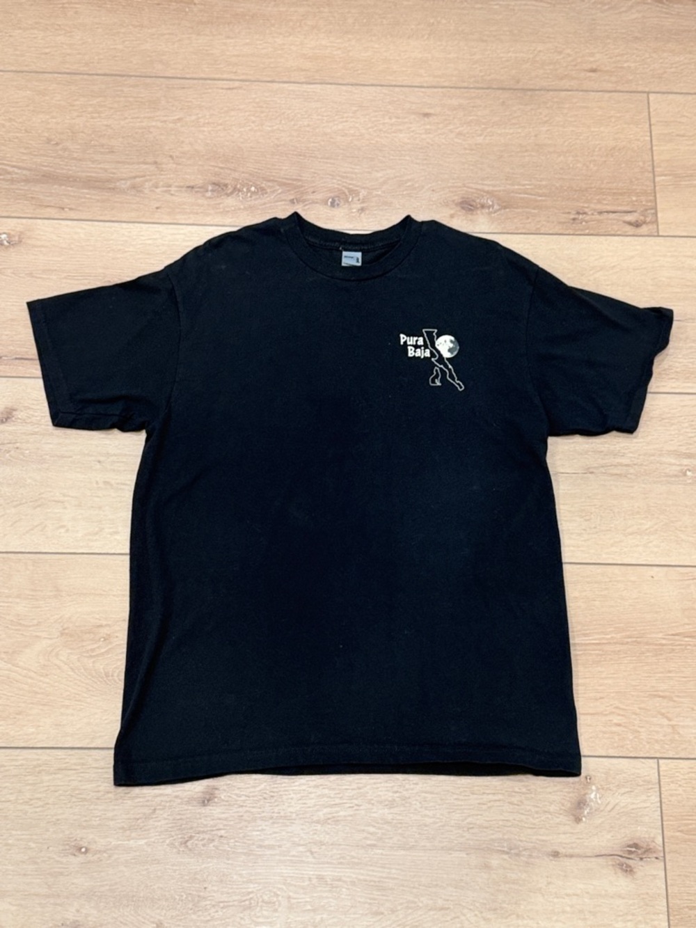 Gildan Black 'Pura Baja' Graphic Tee